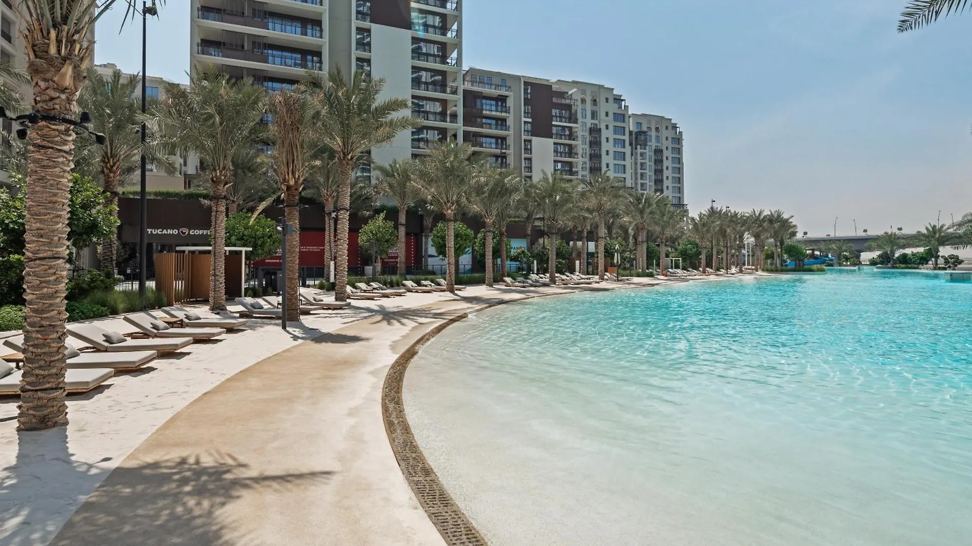 Skyline Vista 3-Bedroom Haven With Lagoon Retreat Dubaï Appartement