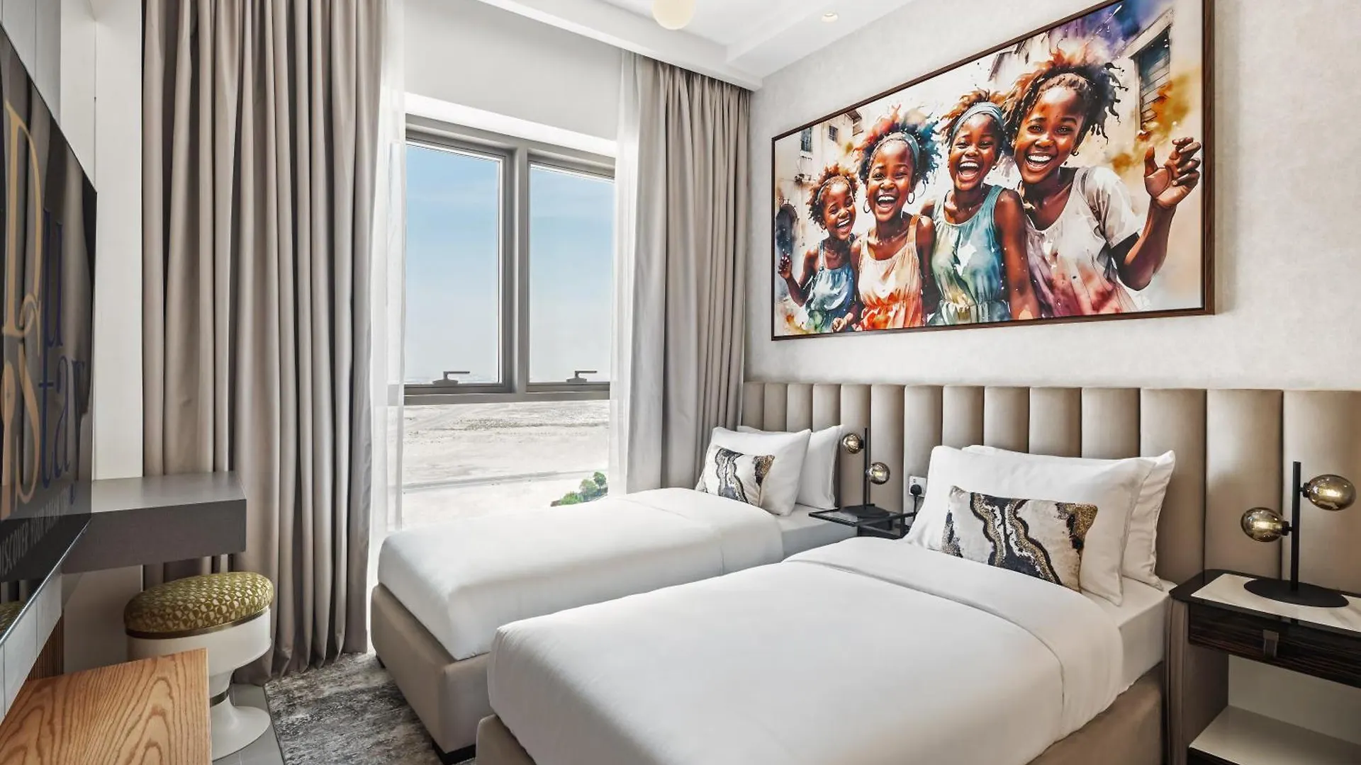 Skyline Vista 3-Bedroom Haven With Lagoon Retreat Dubaï Émirats arabes unis