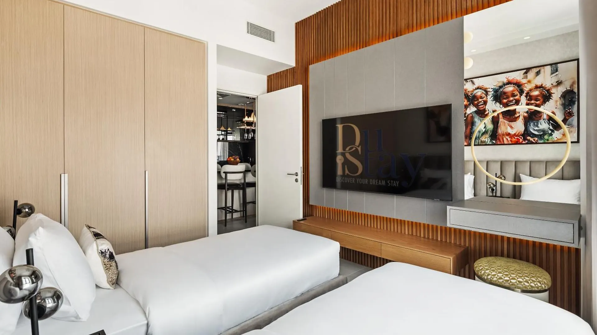 Appartement Skyline Vista 3-Bedroom Haven With Lagoon Retreat Dubaï Émirats arabes unis