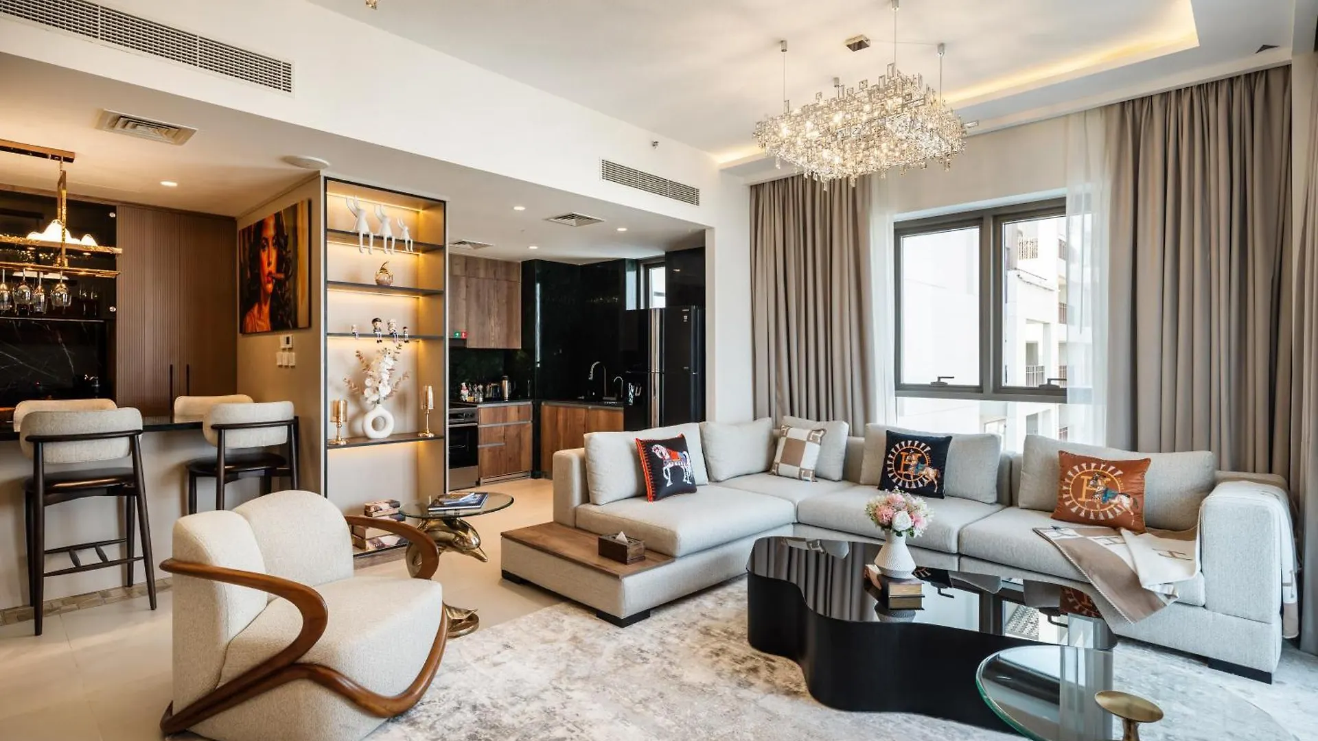 Skyline Vista 3-Bedroom Haven With Lagoon Retreat Dubaï